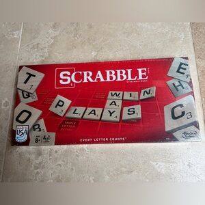 Scrabble Classic Crossword Board Game 2013 NEW-SEALED Hasbro Ages 8 and Up
